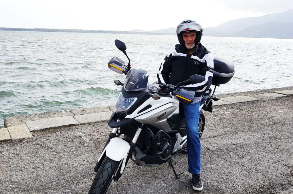 Motociclista-Honda-Tommolin