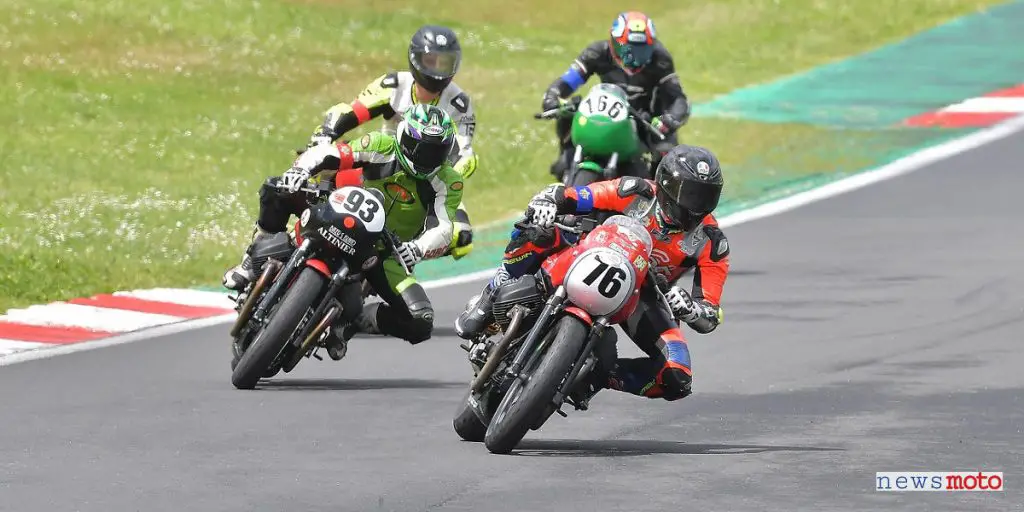 Vallelunga Trofeo Moto Guzzi Fast Endurance 2019