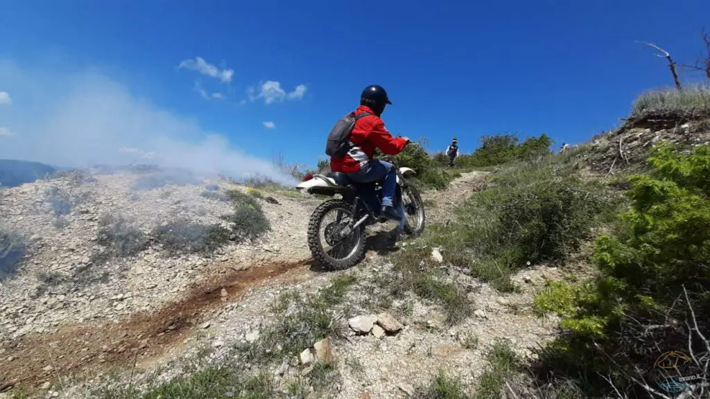 Una mulattiera del percorso realizzato per la Motocavalcata di Stipes sul Lago del Turano