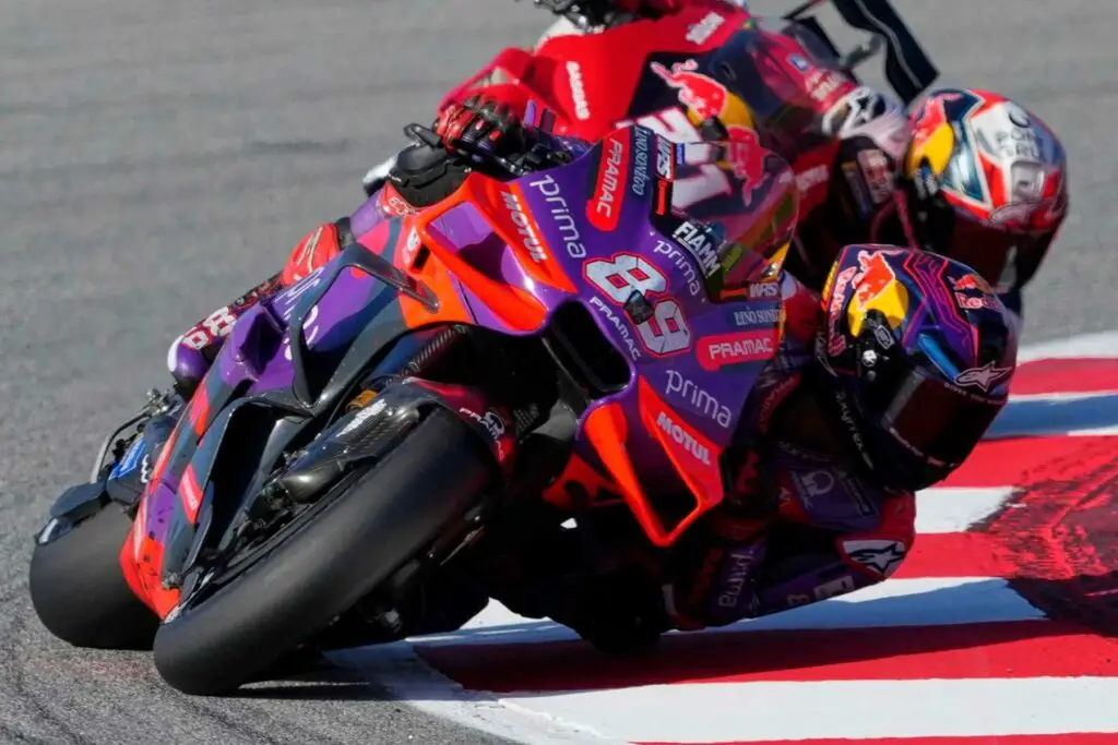 MotoGP gara di Barcellona, risultati con Martin Campione