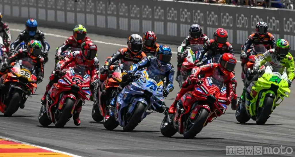 Partenza della gara di MotoGP di Aragona 2025