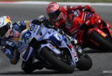 Alex e Marc durante la gara di MotoGP di Catalogna 2025