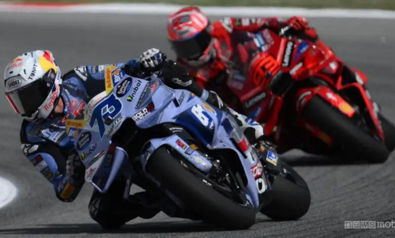 Alex e Marc durante la gara di MotoGP di Catalogna 2025