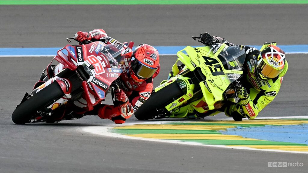 Marquez-Di-Giannantonio-MotoGP-del-Brasile-2026-sprint